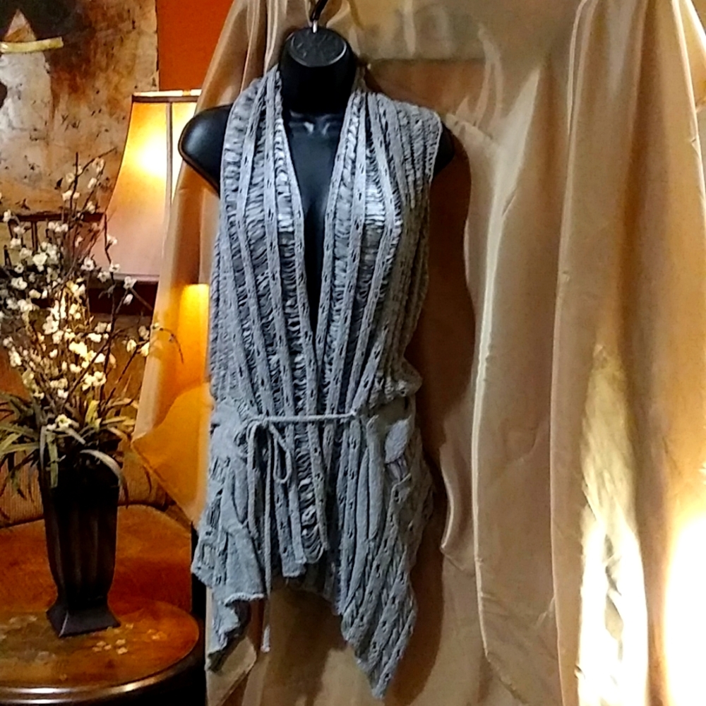 Sleeveless Grey Sweater